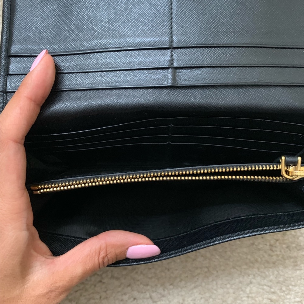 Prada wallet - Picture 3 of 5